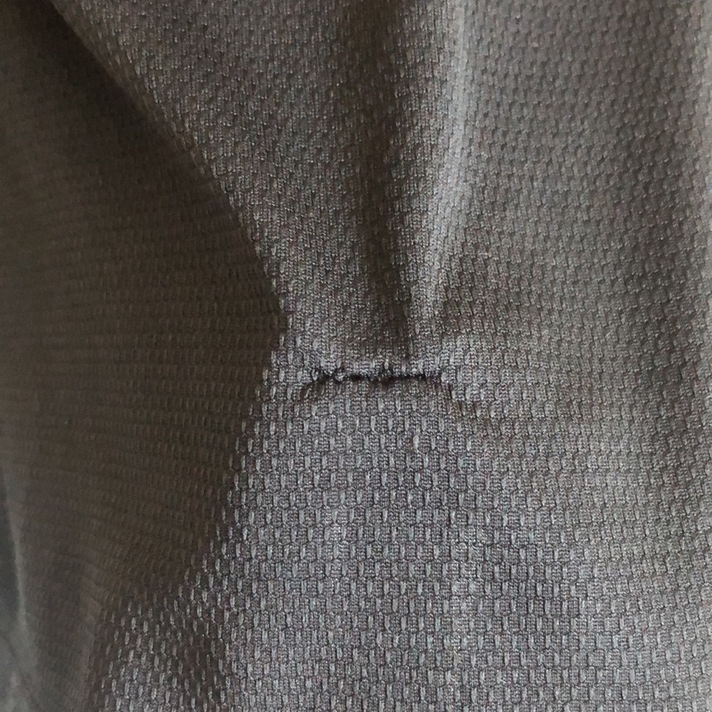 Nike top - Picture 3 of 5